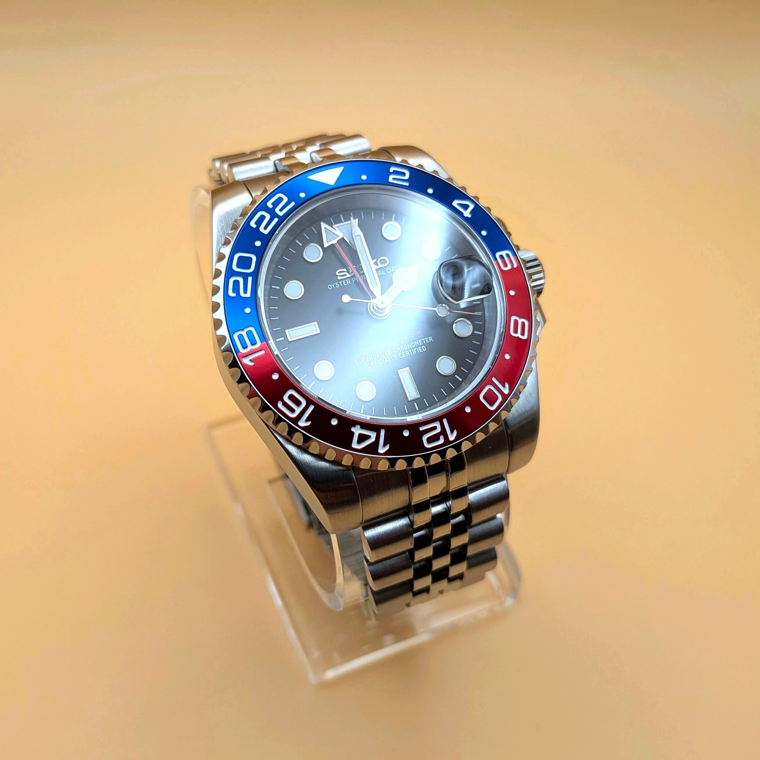 Black Dial & Pepsi Bezel | Jubilee Bracelet | Seiko NH34A GMT Automatic