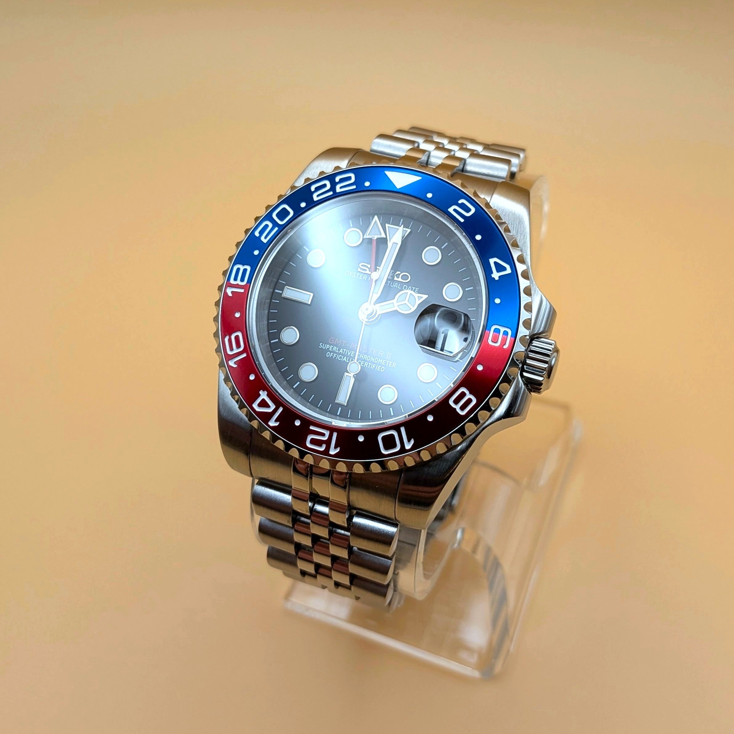 Black Dial & Pepsi Bezel | Jubilee Bracelet | Seiko NH34A GMT Automatic